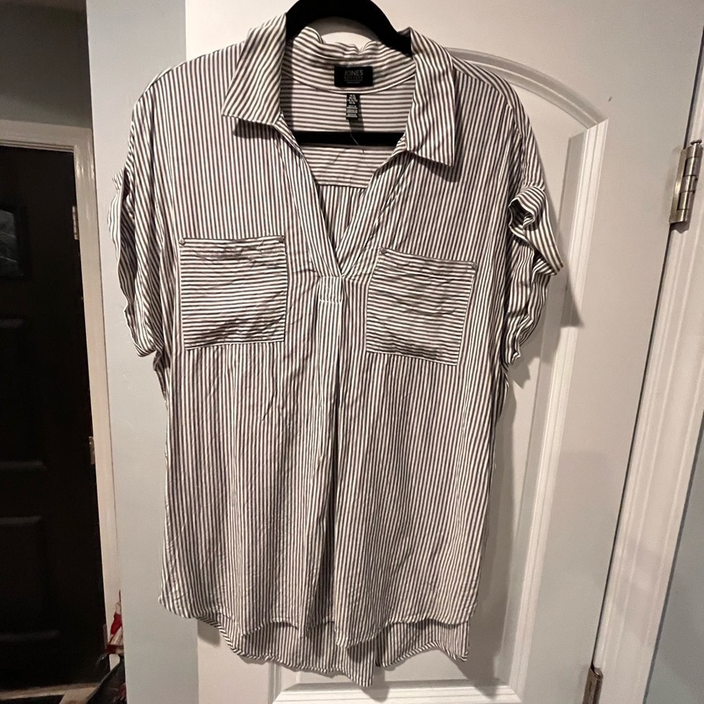 ~Jones NY~ High-Low Blouse - XL